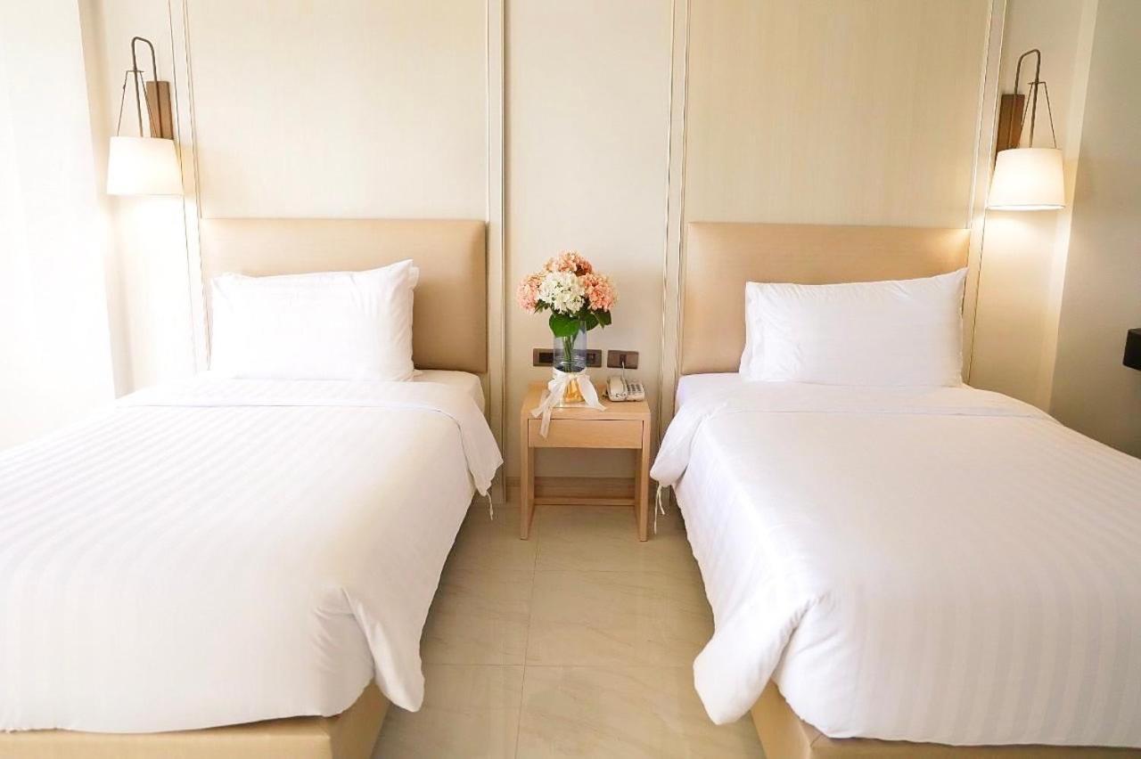 The Navy House Hotel Sattahip Εξωτερικό φωτογραφία