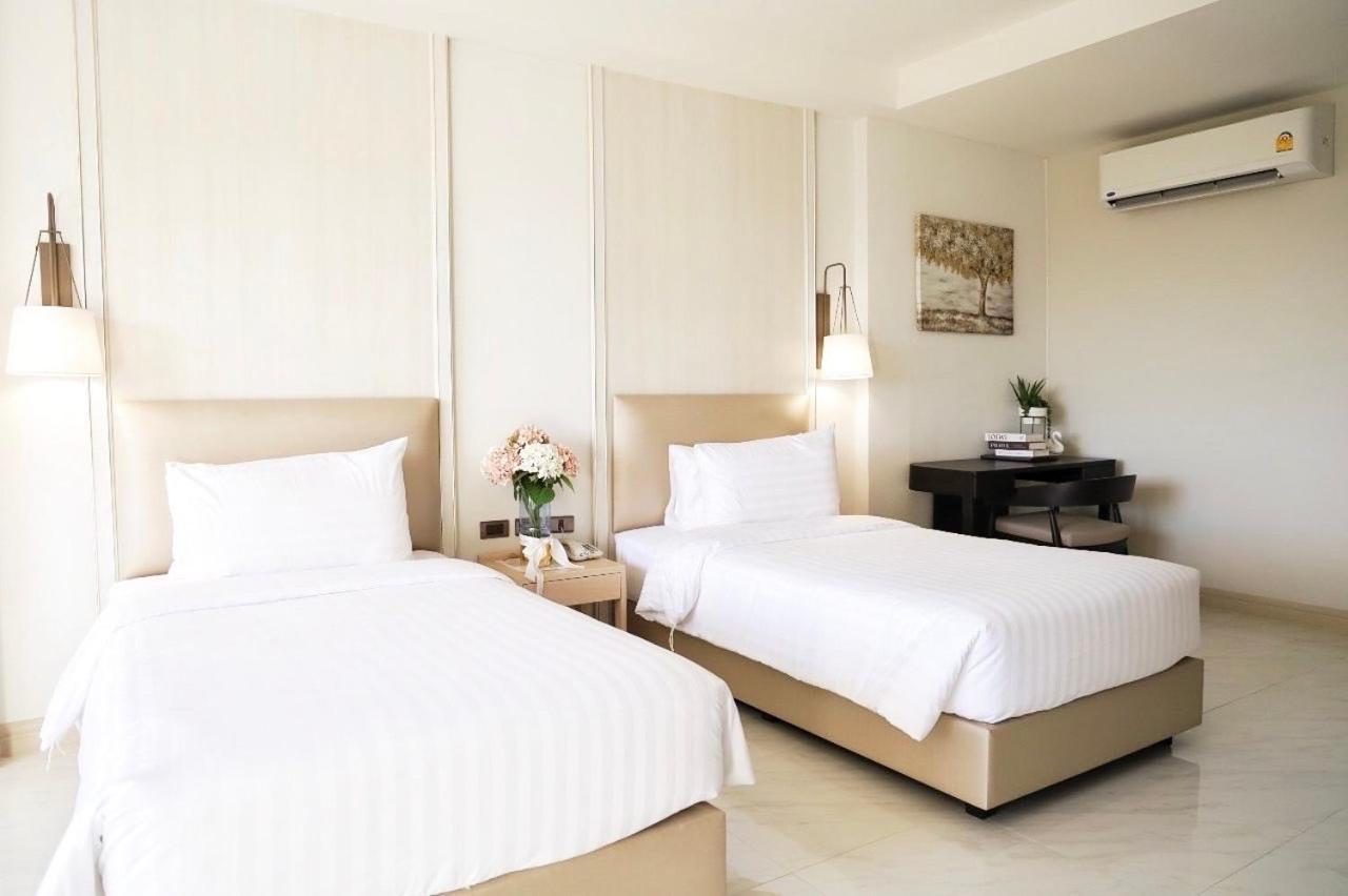 The Navy House Hotel Sattahip Εξωτερικό φωτογραφία