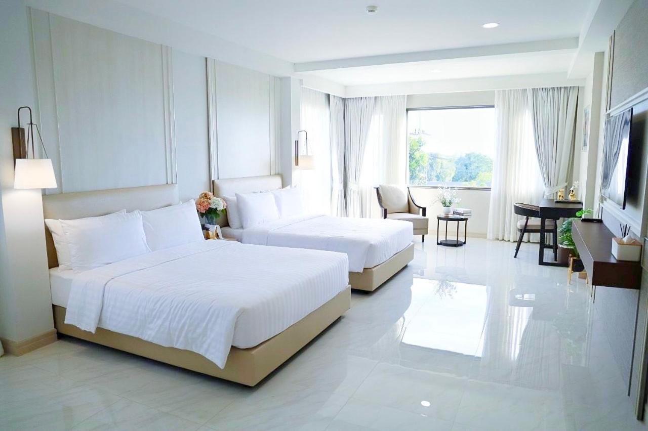 The Navy House Hotel Sattahip Εξωτερικό φωτογραφία