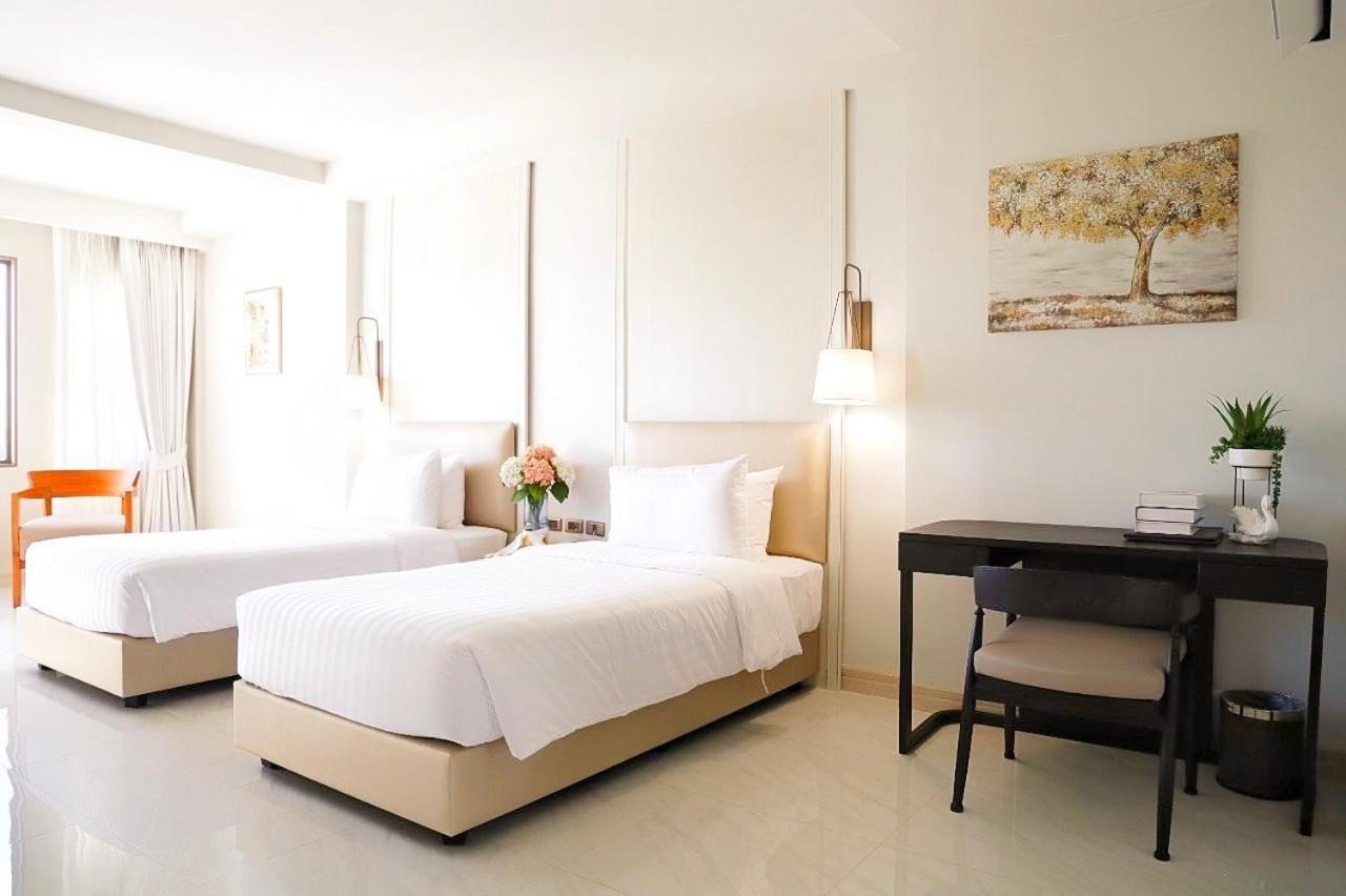 The Navy House Hotel Sattahip Εξωτερικό φωτογραφία