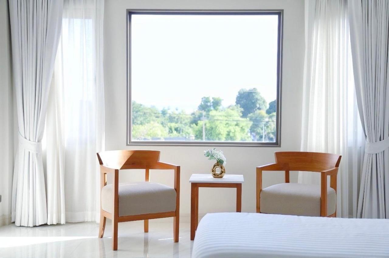 The Navy House Hotel Sattahip Εξωτερικό φωτογραφία