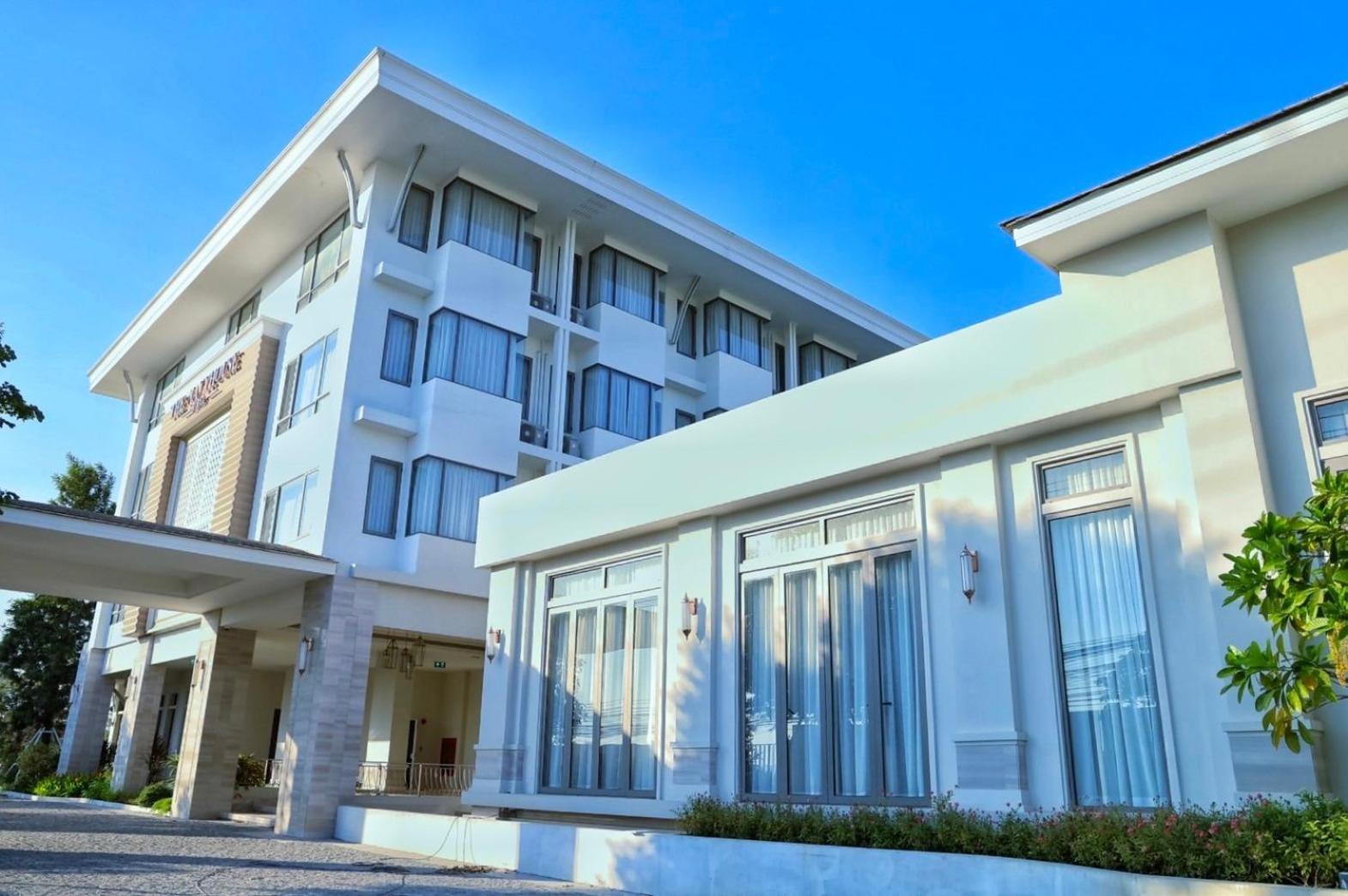 The Navy House Hotel Sattahip Εξωτερικό φωτογραφία